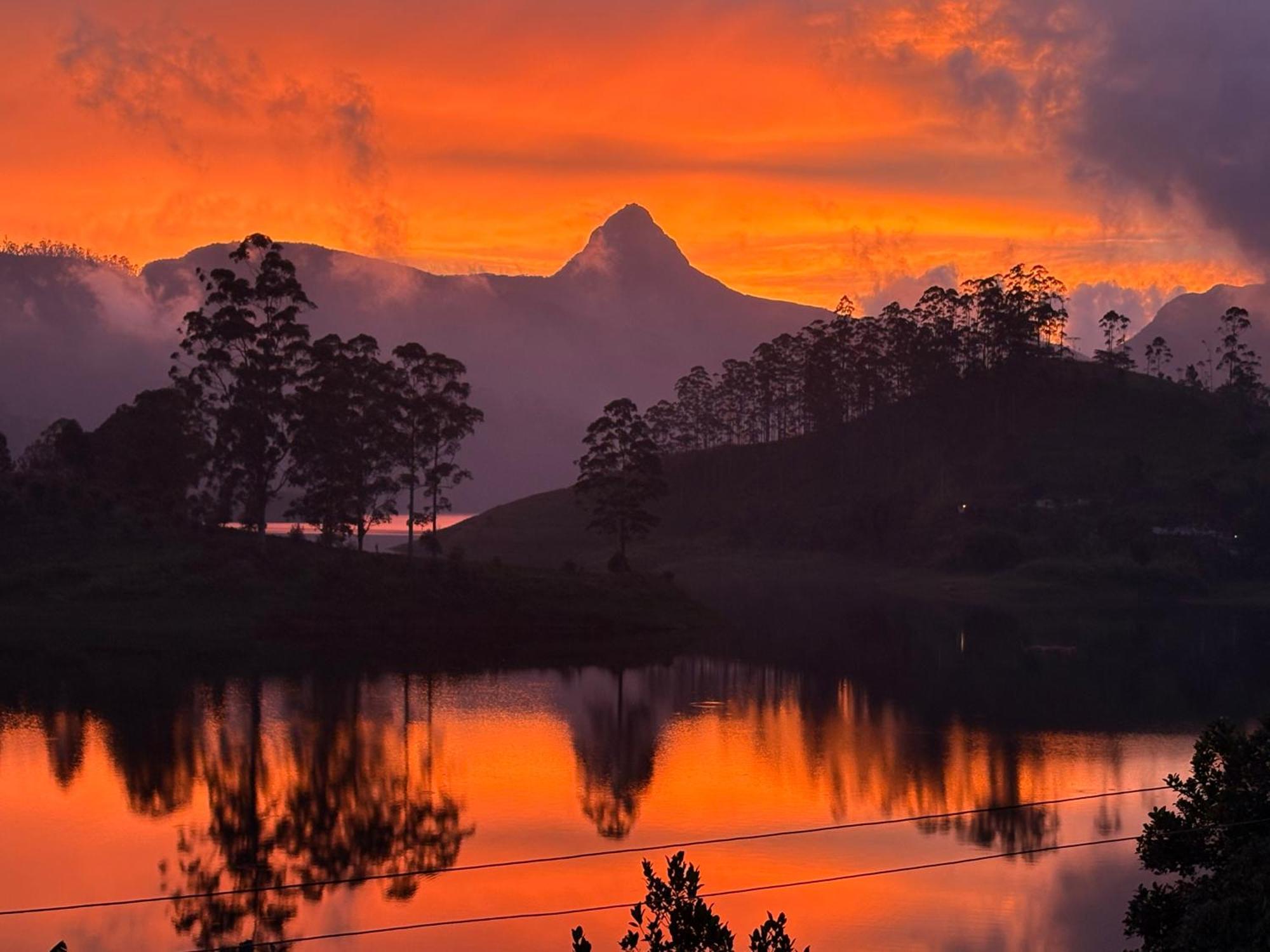 Butterfly Mountain Lake Side Maskeliya Buitenkant foto