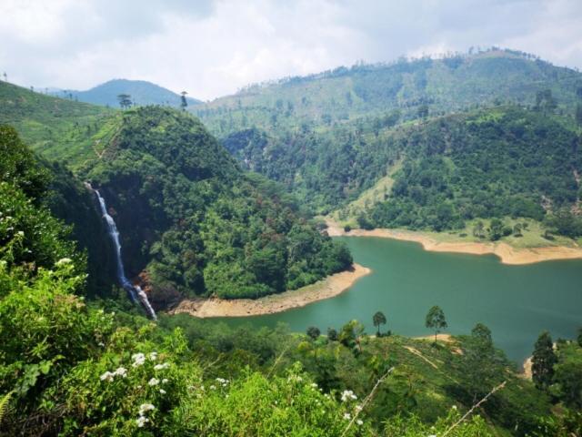 Butterfly Mountain Lake Side Maskeliya Buitenkant foto